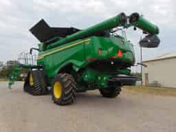 2023 John Deere X9 1000 Image