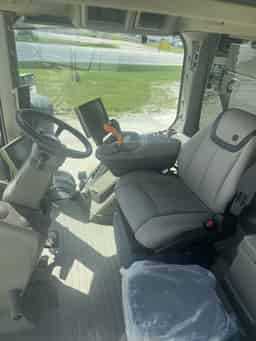 2024 John Deere 800R Image