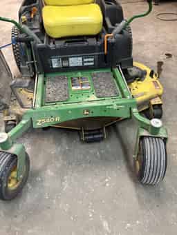 2017 John Deere Z540R Image