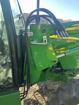 2013 John Deere 5075E Image