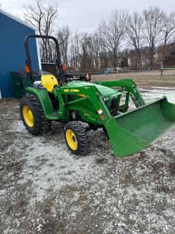 2015 John Deere 3038E Image