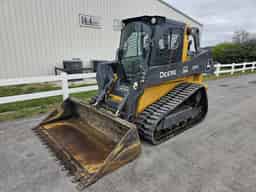 2022 John Deere 325G Image