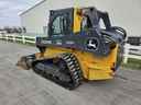 2022 John Deere 325G Image