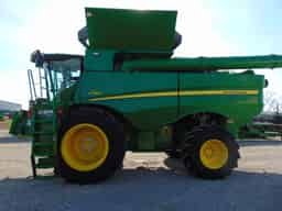 2024 John Deere S780 Image