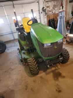 2016 John Deere 1025R Image