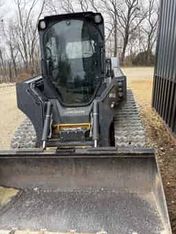 2017 John Deere 323E Image