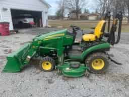 2023 John Deere 1025R Image
