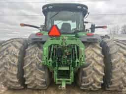 2017 John Deere 8400R Image