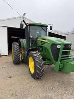 2004 John Deere 7820 Image