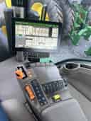 2024 John Deere 8R 250 Image