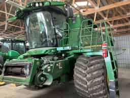 2022 John Deere S780 Image