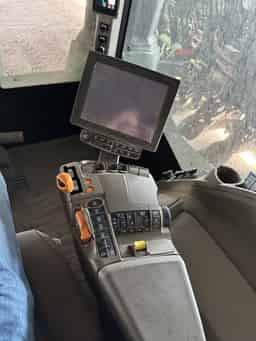 2022 John Deere 9R 440 Image