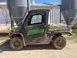 2022 John Deere XUV 835M Image