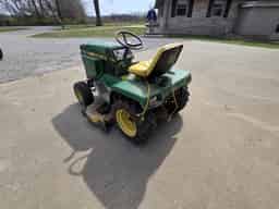 1993 John Deere 318 Image