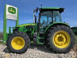2023 John Deere 5130M Image