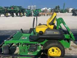 2022 John Deere Z720E Image