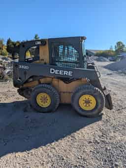 2011 John Deere 332D Image