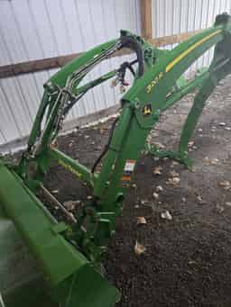 2023 John Deere 3039R Image