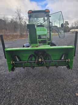 2023 John Deere 3039R Image