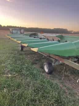 2002 John Deere 893 Image