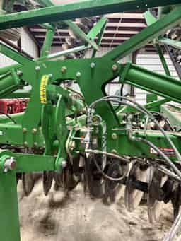 2013 John Deere 2623 Image