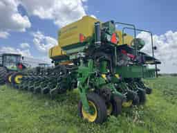 2025 John Deere 1775NT Image