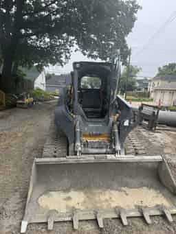 2023 John Deere 331G Image