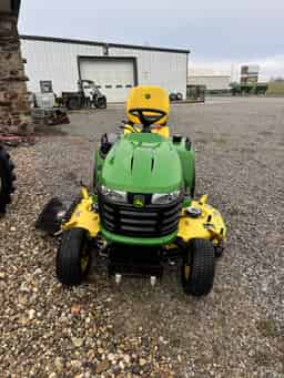 2023 John Deere X754 Image