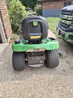 2014 John Deere X300 Image