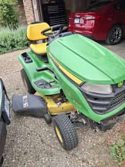 2014 John Deere X300 Image