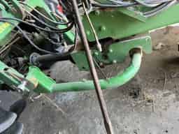 2006 John Deere 735 Image