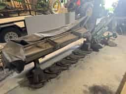 2002 John Deere 265 Image
