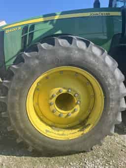 2019 John Deere 8400R Image