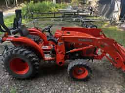 2012 Kubota L3200 Image