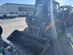 2023 John Deere 333G Image