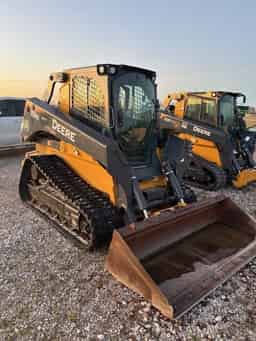 2018 John Deere 333G Image