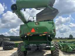 2023 John Deere X9 1100 Image