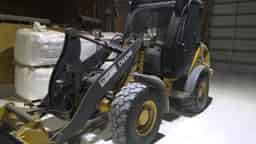 2023 John Deere 204 G Image