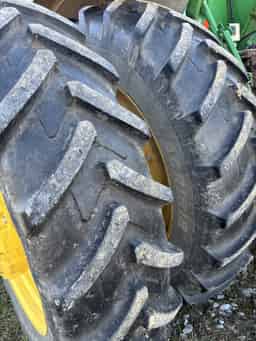 2017 John Deere 8400R Image