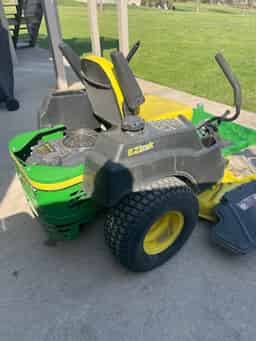 2014 John Deere Z445 Image