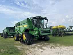 2025 John Deere X9 1000 Image