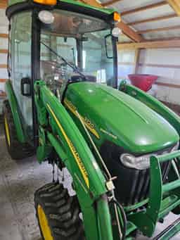 2007 John Deere 3720 Image
