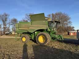 2020 John Deere S790 Image