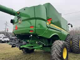 2020 John Deere S790 Image