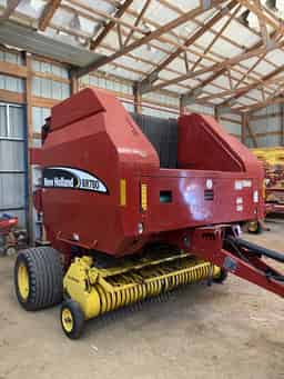 2004 New Holland BR780 Image