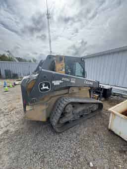 2024 John Deere 333G Image