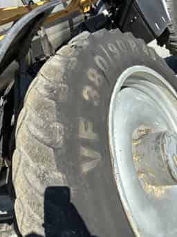 2012 RoGator RG1300 Image