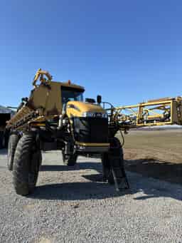 2012 RoGator RG1300 Image