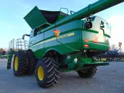 2023 John Deere S780 Image