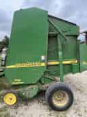 2002 John Deere 567 Image